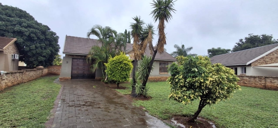 To Let 3 Bedroom Property for Rent in Waterval East North West